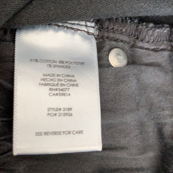 Cabi New Crop Black Jeans - Picture 5 of 6